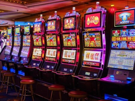 New York Governor backs sportsbetting for upstate casinos